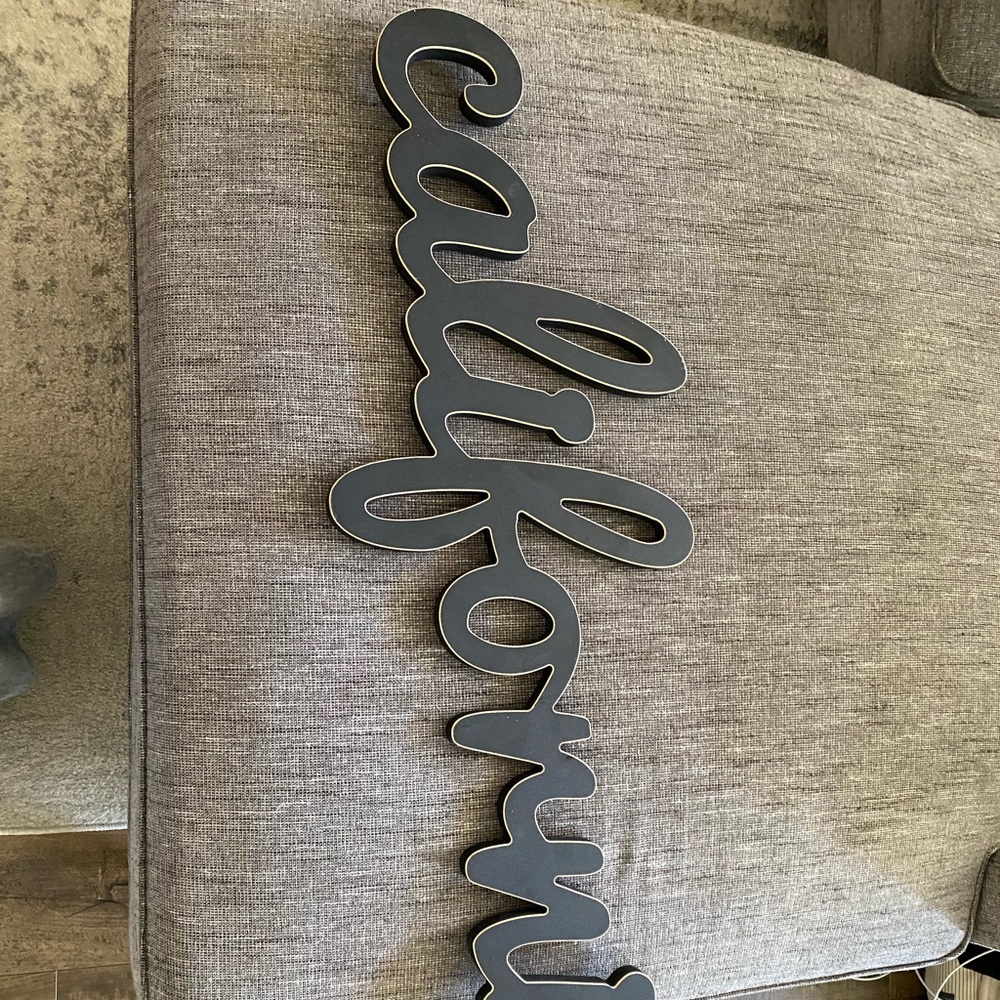 “California” Cursive PB Teen Wall Art